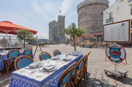 Le Bar André, Restaurant sur le vieux port de La Rochelle