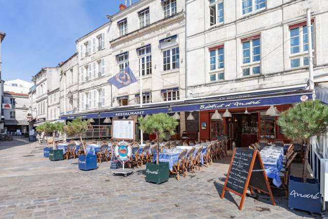 Le Bar André, Restaurant sur le vieux port de La Rochelle