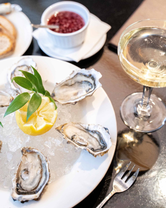 Bar André · Restaurant La Rochelle Old Harbour